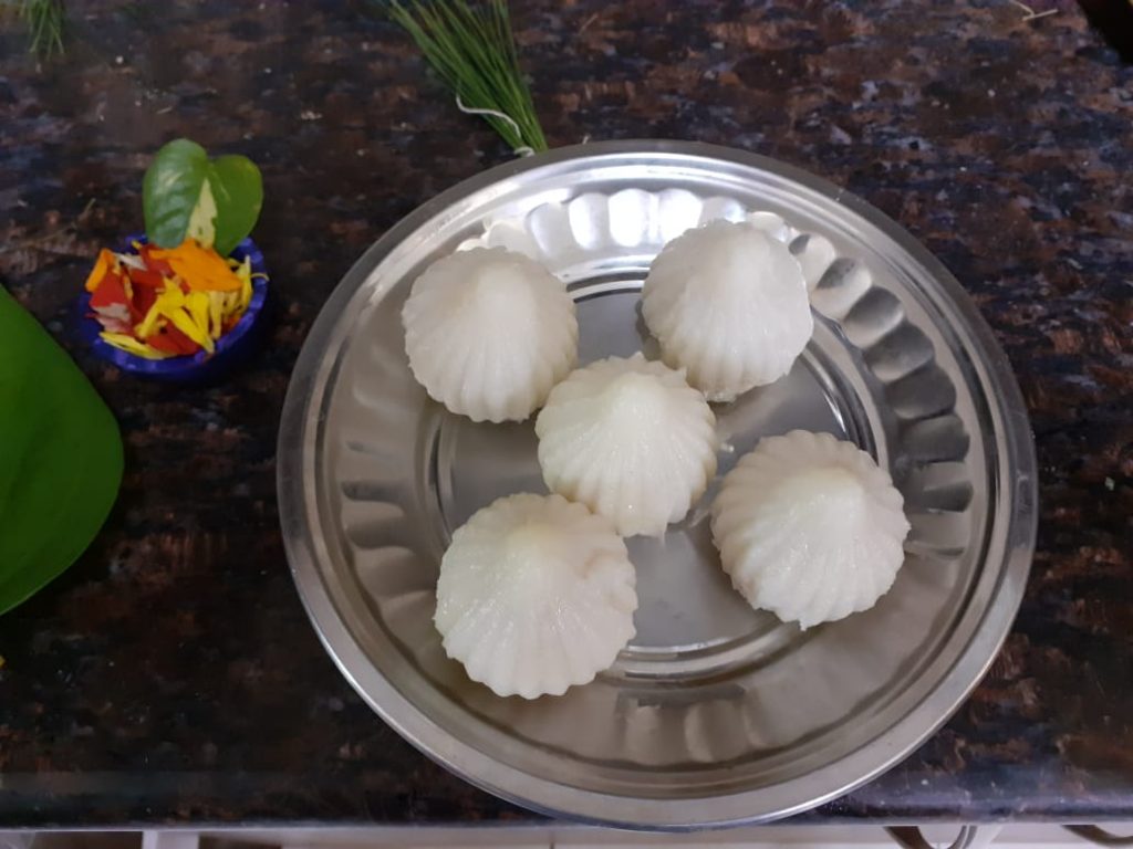 ukdiche modak